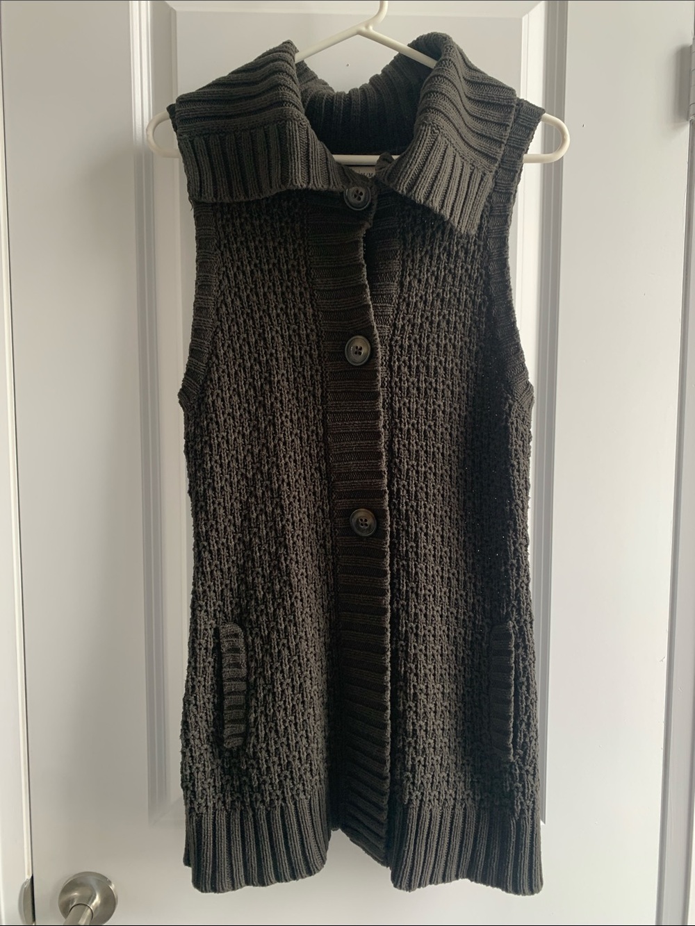 Old Navy Olive Green Sleeveless Button-Front Knit Vest